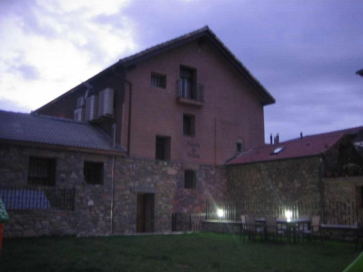 Apartamentos Puerta De Ordesa Ласпунья Экстерьер фото