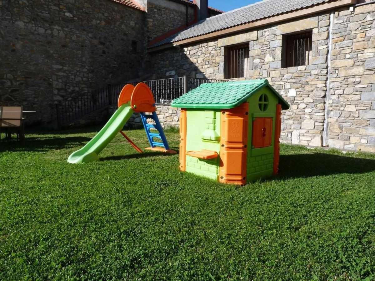 Apartamentos Puerta De Ordesa Ласпунья Экстерьер фото